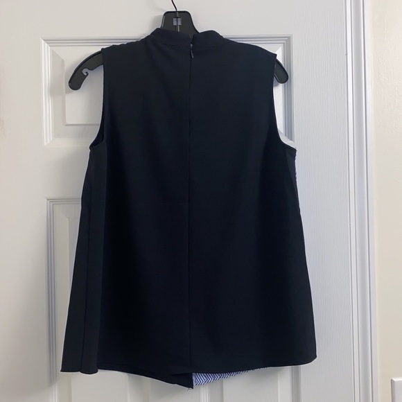 Gracia sleeveless top - Picture 2 of 5